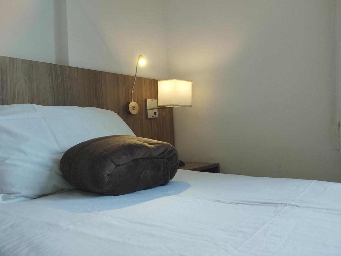 Terra Hospedagem Apartamento Luxuoso Soho カンポス・ドス・ゴイタカゼス エクステリア 写真